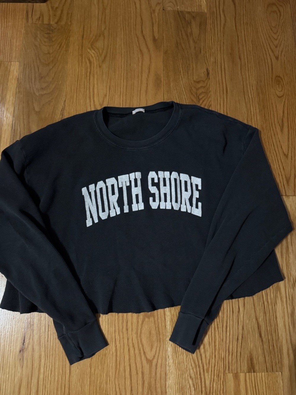 Brandy Melville Black 'North Shore' Cropped Sweatshirt